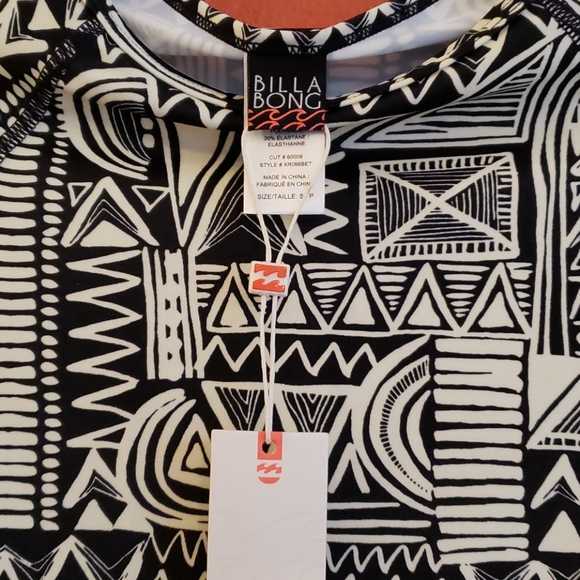 Top - Picture 2 of 2